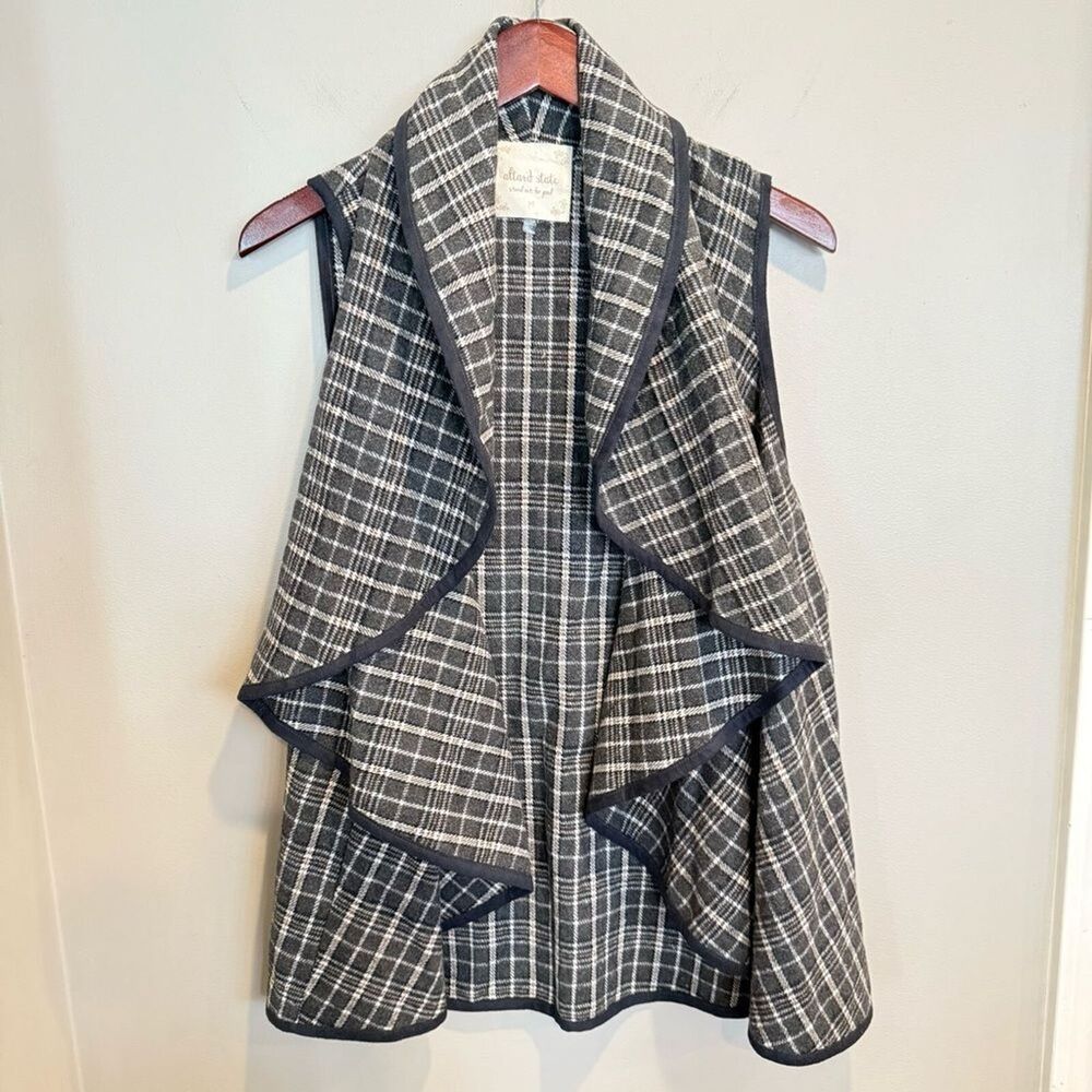 Altar’d State Lawson Medium Waterfall Vest Gray Plaid Wool Boho Flowy Cozycore‎